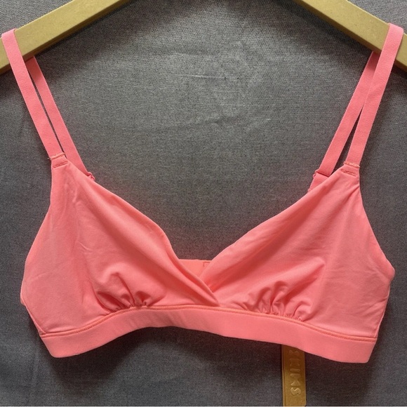 SKIMS Other - SKIMS NWT bralette